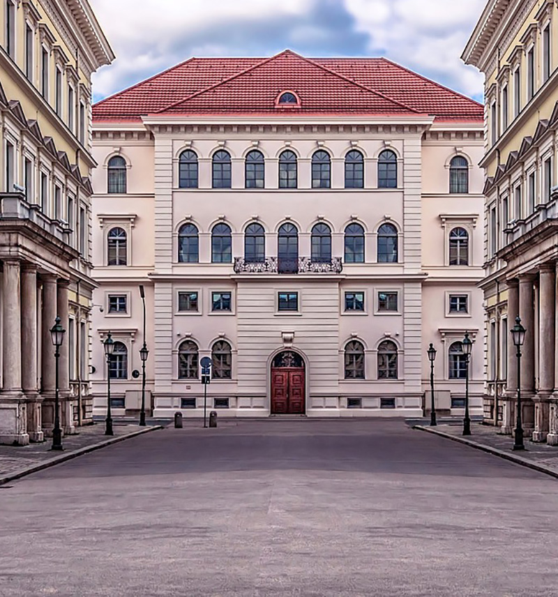 munich-3256469_1920-800×303